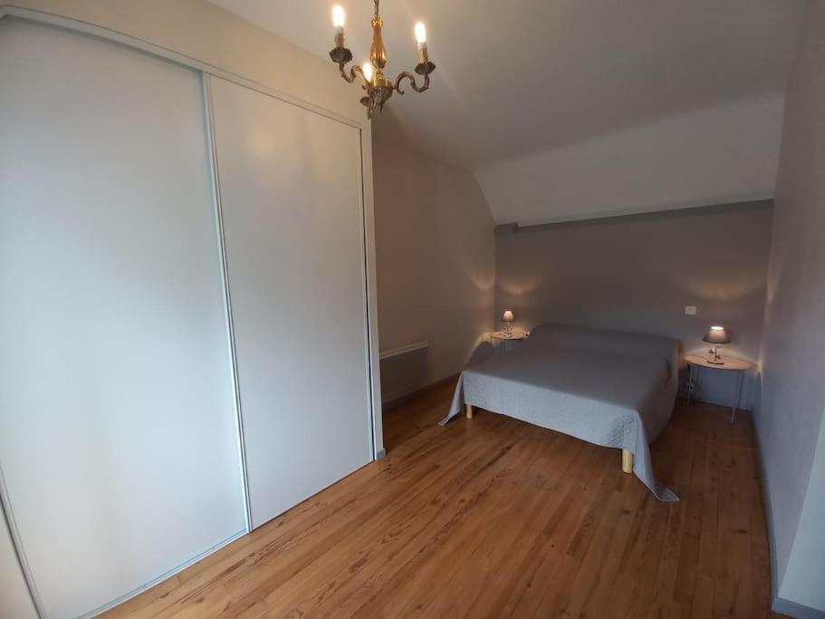 Maison Avec Jardin Ade Екстер'єр фото